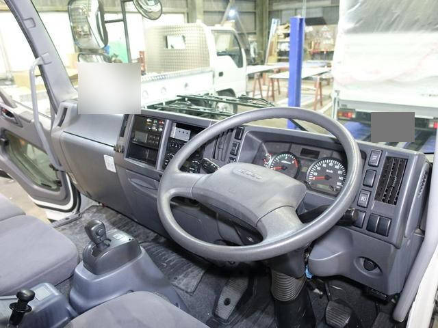 いすゞフォワード冷凍車（冷蔵車）中型（4t）[写真23]