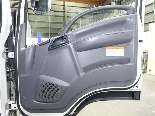 いすゞフォワード冷凍車（冷蔵車）中型（4t）[写真24]