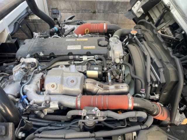 いすゞエルフアルミウイング小型（2t・3t）[写真18]