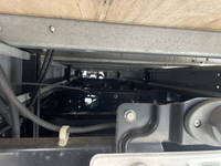 三菱ふそうキャンターアルミバン小型（2t・3t）[写真13]