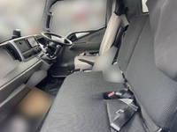 三菱ふそうキャンターアルミバン小型（2t・3t）[写真17]