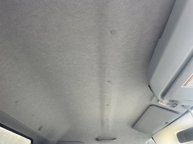 三菱ふそうキャンターアルミバン小型（2t・3t）[写真20]