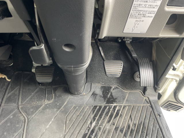 三菱ふそうキャンターアルミバン小型（2t・3t）[写真23]