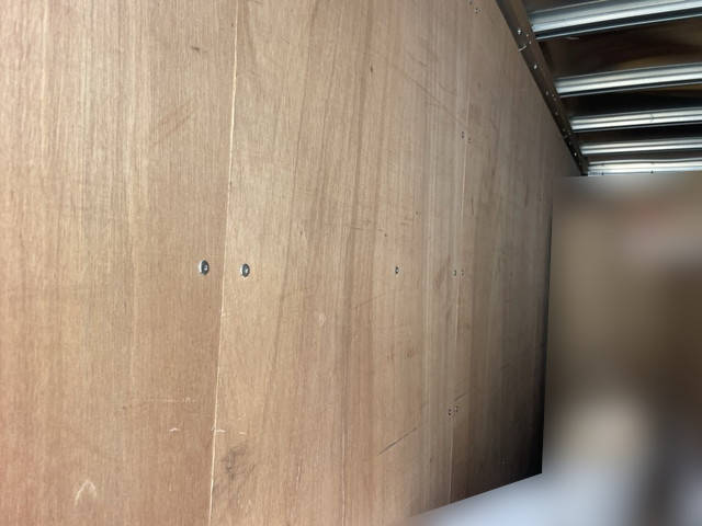 三菱ふそうキャンターアルミバン小型（2t・3t）[写真06]