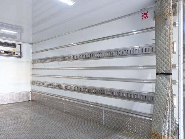 三菱ふそうキャンター冷凍車（冷蔵車）小型（2t・3t）[写真16]