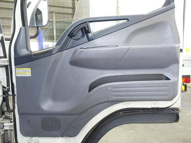 三菱ふそうキャンター冷凍車（冷蔵車）小型（2t・3t）[写真34]