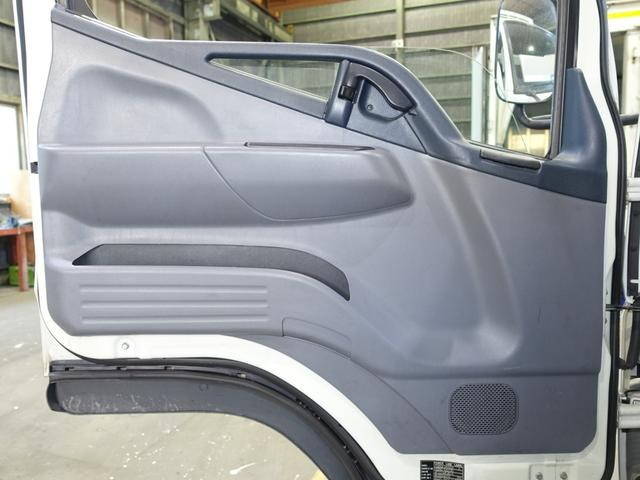 三菱ふそうキャンター冷凍車（冷蔵車）小型（2t・3t）[写真35]