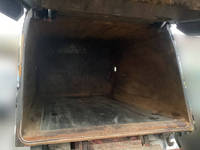 いすゞエルフパッカー車（塵芥車）小型（2t・3t）[写真10]