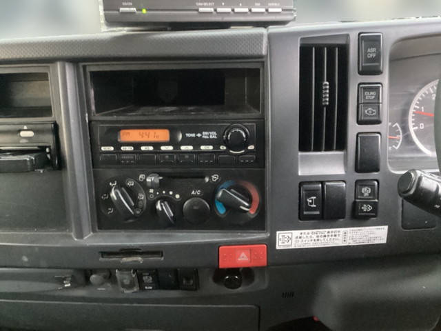 いすゞエルフパッカー車（塵芥車）小型（2t・3t）[写真21]