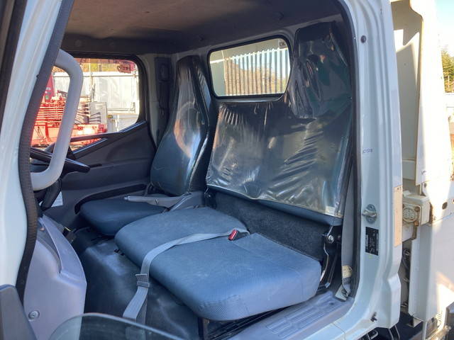 三菱ふそうキャンターダンプ小型（2t・3t）[写真29]