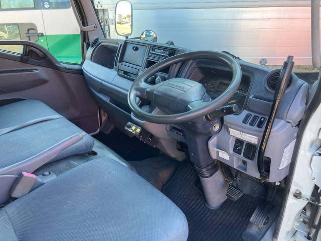 三菱ふそうキャンターダンプ小型（2t・3t）[写真33]