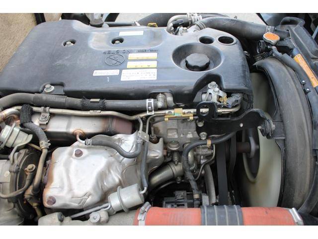 いすゞエルフ平ボディ小型（2t・3t）[写真16]