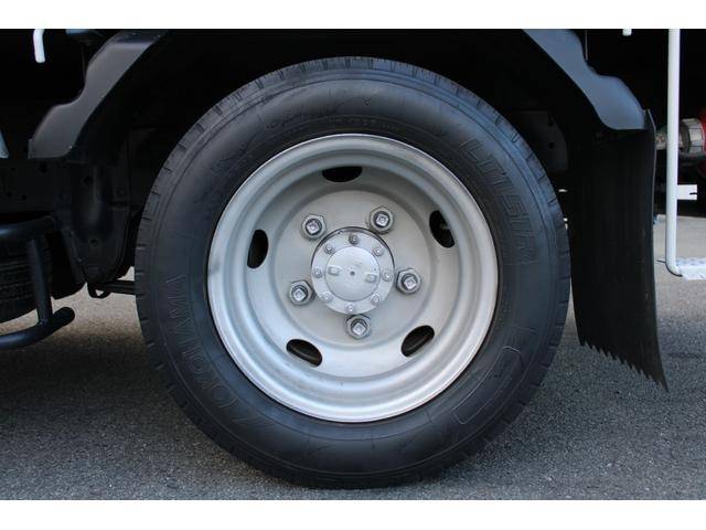 いすゞエルフ平ボディ小型（2t・3t）[写真25]