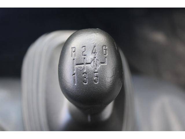 いすゞエルフ平ボディ小型（2t・3t）[写真29]