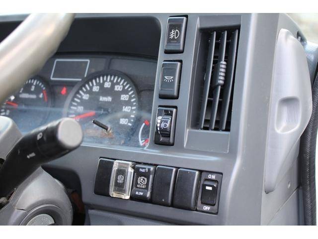 いすゞエルフ平ボディ小型（2t・3t）[写真30]