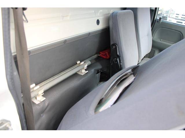 いすゞエルフ平ボディ小型（2t・3t）[写真34]