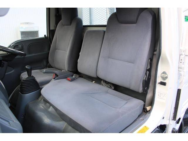 いすゞエルフ平ボディ小型（2t・3t）[写真37]