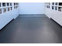 いすゞエルフ平ボディ小型（2t・3t）[写真09]