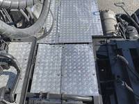 いすゞギガトレーラーヘッド（トラクターヘッド）大型（10t）[写真14]