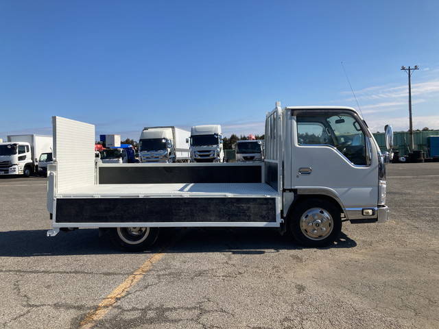 いすゞエルフ平ボディ小型（2t・3t）[写真17]