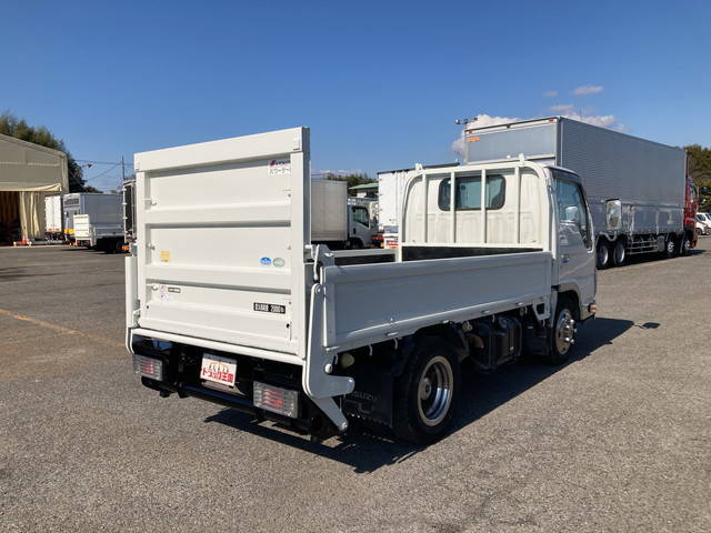 いすゞエルフ平ボディ小型（2t・3t）[写真02]