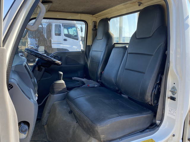 いすゞエルフ平ボディ小型（2t・3t）[写真29]