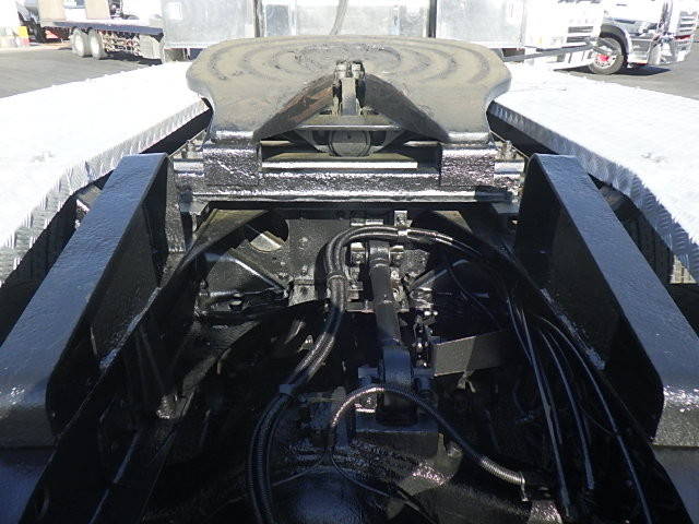 三菱ふそうスーパーグレートトレーラーヘッド（トラクターヘッド）大型（10t）[写真13]