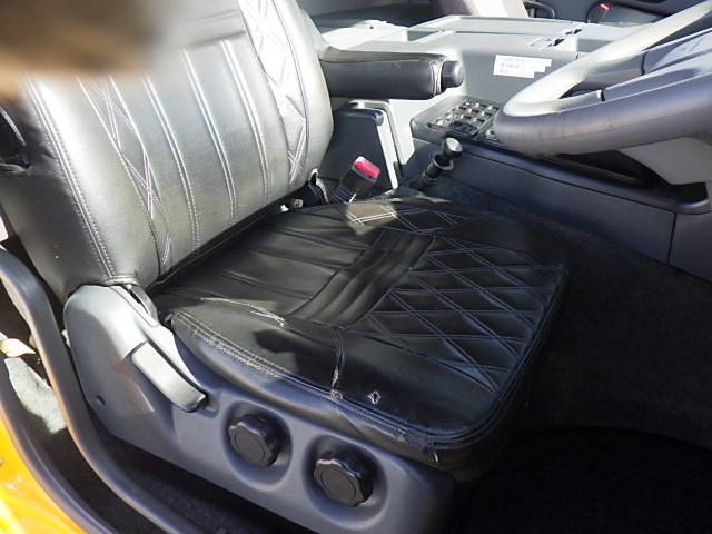 三菱ふそうスーパーグレートトレーラーヘッド（トラクターヘッド）大型（10t）[写真25]