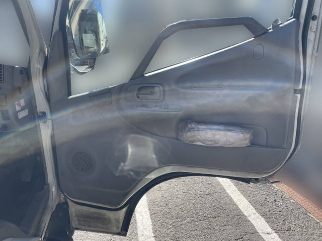 トヨタダイナ平ボディ小型（2t・3t）[写真14]