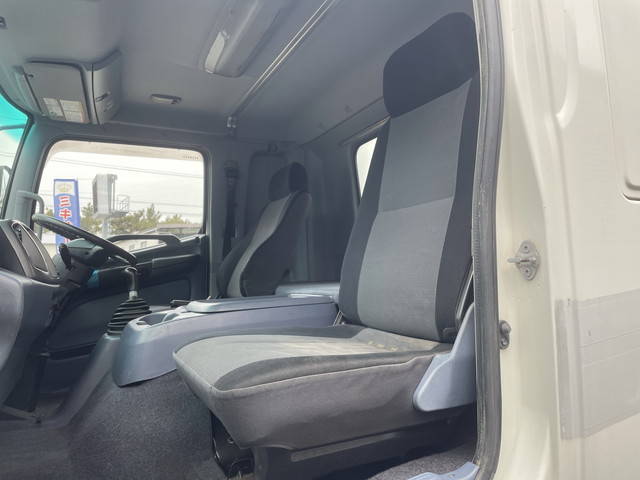 日野レンジャーアルミウイング中型（4t）[写真26]