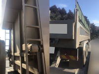 三菱ふそうスーパーグレートダンプ大型（10t）[写真17]