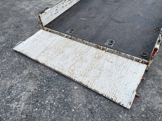 いすゞエルフセーフティローダー小型（2t・3t）[写真11]