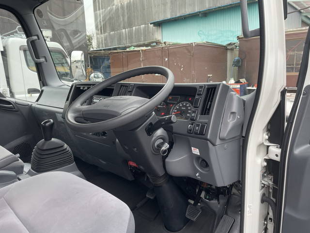 いすゞエルフセーフティローダー小型（2t・3t）[写真31]