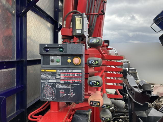 日野レンジャークレーン4段増トン（6t・8t）[写真12]