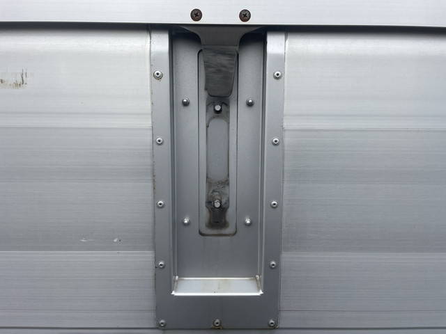 日野レンジャーアルミウイング中型（4t）[写真12]