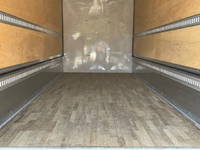 いすゞエルフアルミウイング小型（2t・3t）[写真10]