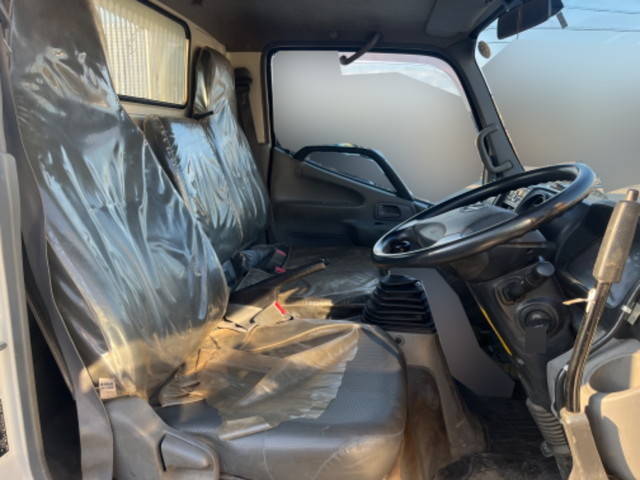 日野デュトロローダーダンプ小型（2t・3t）[写真28]