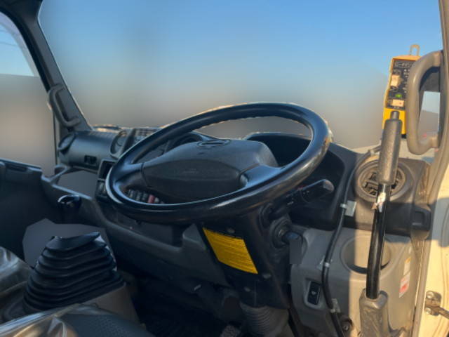 日野デュトロローダーダンプ小型（2t・3t）[写真32]