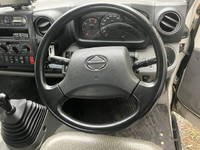 日野デュトロセーフティローダー小型（2t・3t）[写真23]