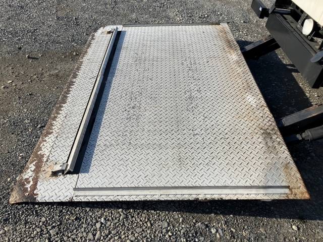 三菱ふそうファイターアルミウイング中型（4t）[写真15]