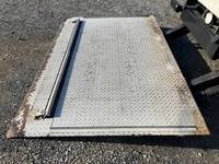 三菱ふそうファイターアルミウイング中型（4t）[写真15]