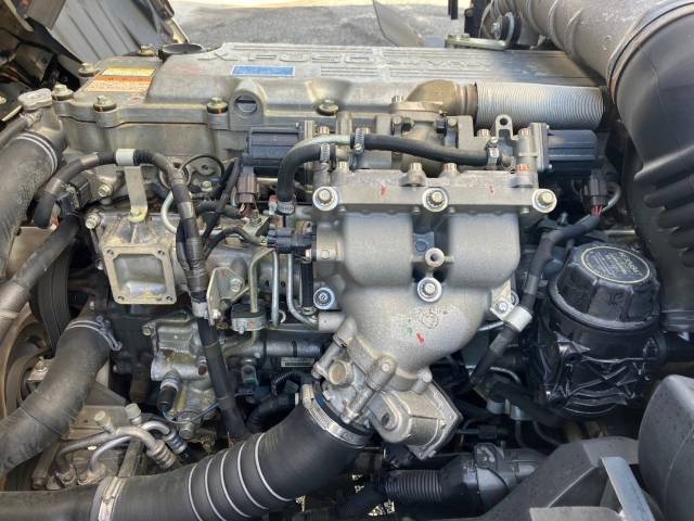 三菱ふそうファイターアルミウイング中型（4t）[写真27]