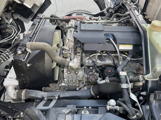 三菱ふそうキャンター平ボディ小型（2t・3t）[写真22]