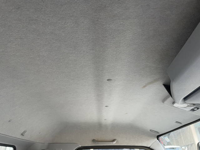 三菱ふそうキャンター平ボディ小型（2t・3t）[写真27]