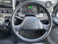 三菱ふそうキャンター平ボディ小型（2t・3t）[写真30]