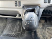 三菱ふそうキャンター平ボディ小型（2t・3t）[写真32]