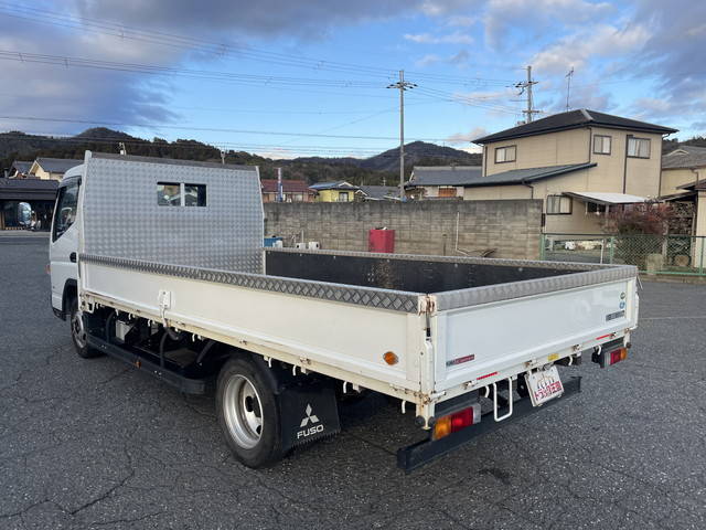 三菱ふそうキャンター平ボディ小型（2t・3t）[写真04]