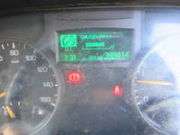 三菱ふそうキャンターアルミバン小型（2t・3t）[写真14]