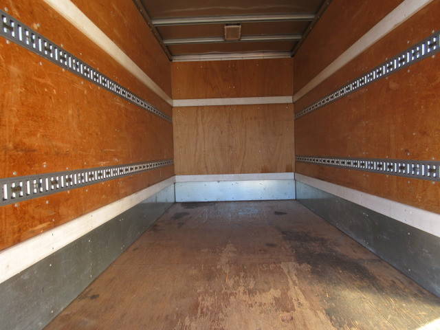 三菱ふそうキャンターアルミバン小型（2t・3t）[写真22]