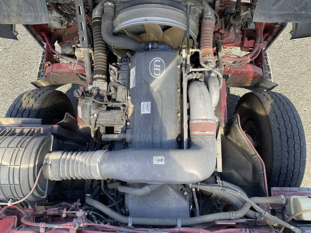 UDトラックスクオンコンテナ専用車大型（10t）[写真24]